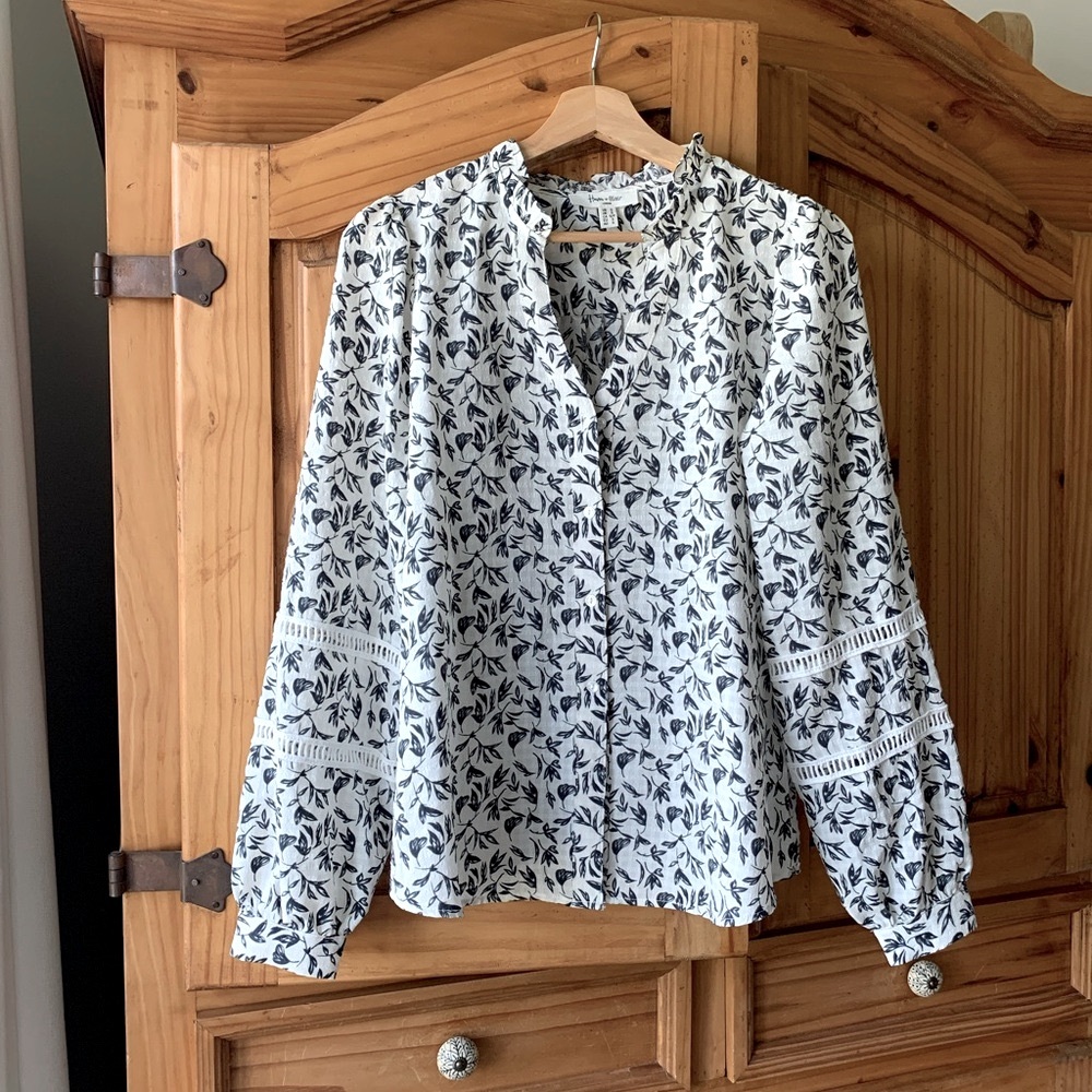Floral Dark Blue and White Women's Blouse